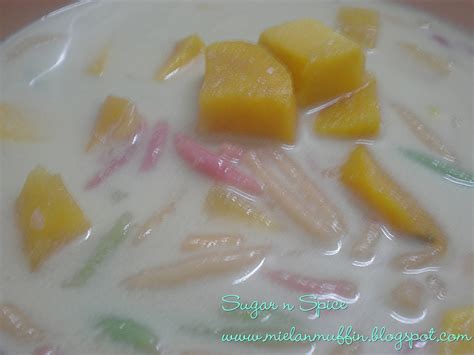 Kembali pada hari itu, krim gandum lebih mahal dari pada bahan bubur lainnya sehingga biasanya merupakan makanan akhir pekan. Sugar 'n' spice: Bubur Chacha