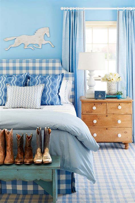 Take a look at the following 20 gorgeous blue bedroom ideas to help you get started on your blue bedroom. Quiet Corner:Blue Bedroom Ideas and Tips - Quiet Corner