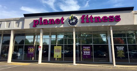 Planet fitness, located in memphis, tennessee, is at poplar avenue 1635. Planet Fitness entering DeSoto County