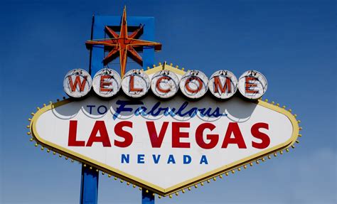 Las vegas ist ein straßendorf» (the strip). The Las Vegas Survival Guide* | Coco Travels