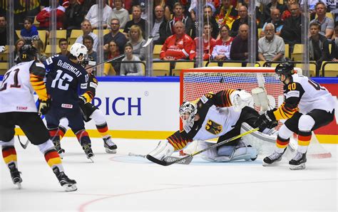IIHF - Gallery: USA vs. Germany