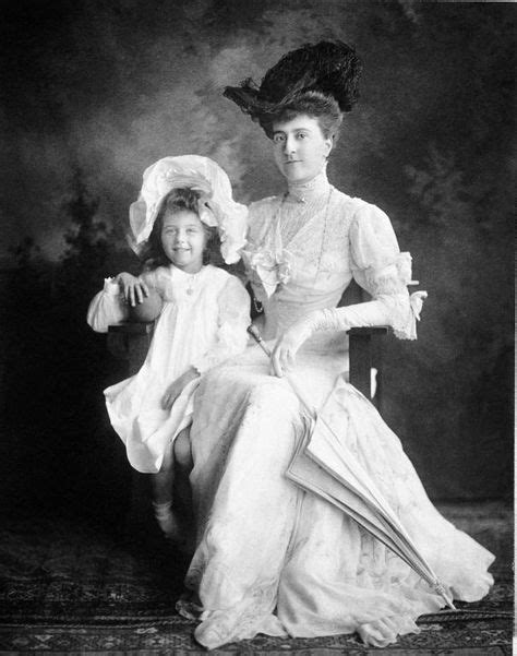 Cornelia And Edith Vanderbilt In 1905 Biltmore Estate Asheville