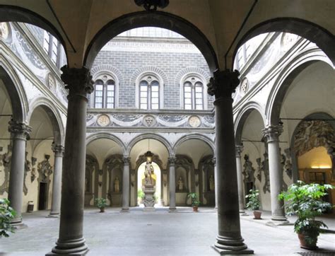 Palazzo Medici Riccardi Cortile Florence Tour Guide