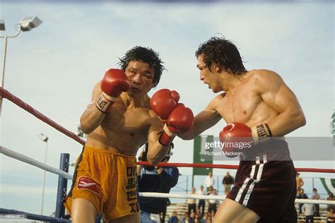 Ray Boom Boom Mancini In Action Vs Duk Koo Kim During Fight At News Photo Getty Images