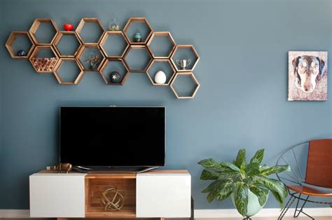 However, once the tv is in place, it can create a design dilemma when you're unsure of how to fill in the empty wall space surrounding it. 40 TV Wall Decor Ideas - Decoholic