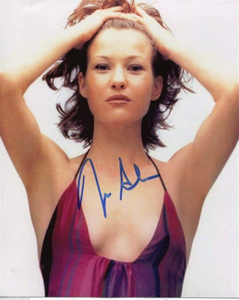 Download American Celebrity Joey Lauren Adams Vintage Poster Wallpaper