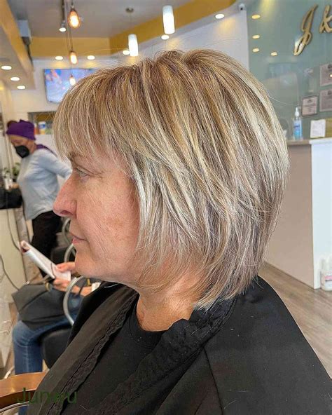 17 Short Choppy Haircuts Women in Their 70s Can Pull-Off