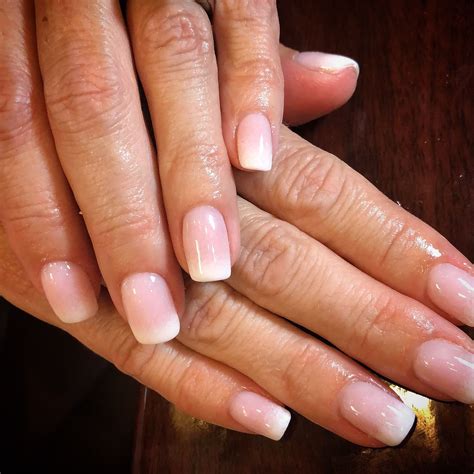 Pink And White Ombré Dip Power By Kayla Le White Tip Nails Bridal Nails Designs Pink Ombre Nails