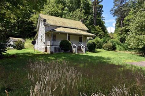 Historic Mountain Cottage In North Carolina Circa 1900 Two Acres