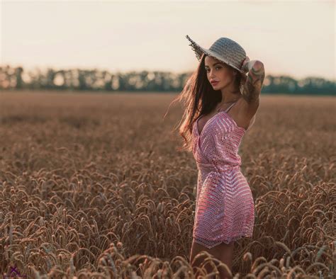 Model Dress Field Depth Of Field Girl Hat Summer Woman Wheat Wallpaper Coolwallpapersme