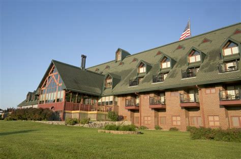 The park also includes an arboretum, italian terraced garden, log cabin, carriage house, walking trails, more than 200 varieties of lilacs and a charming whispering bench. Eugene T. Mahoney State Park | State parks