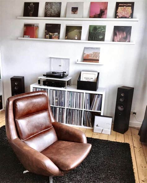 33 Vinyl Listening Room Ideas
