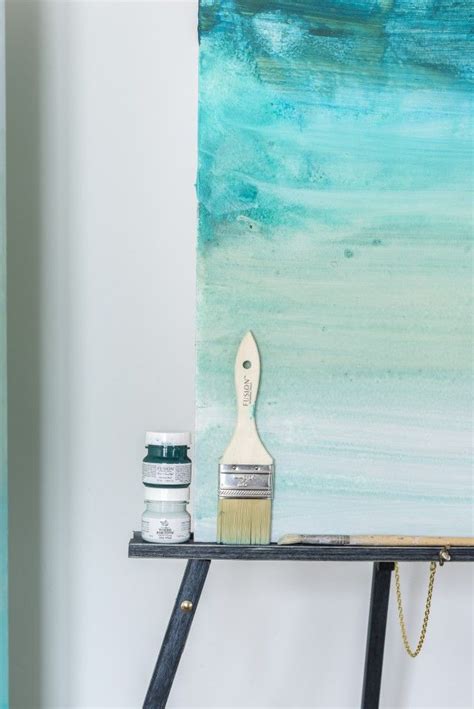 How To Blend Paint To Create An Ombré Effect Ombre Paint Wall Paint
