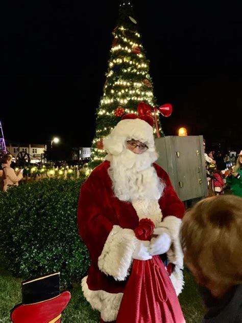 Photos Christmas Parades Tree Lightings Across East Texas