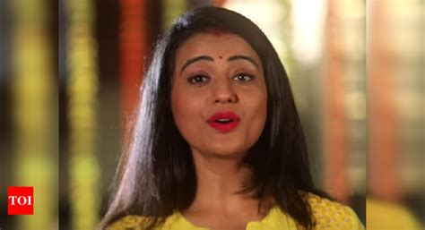 Watch Bhojpuri Actress Akshara Singhs Song On Raksha Bandhan