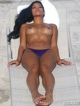 Suelyn Medeiros Thong And Topless Sunbathing In St Tropez June