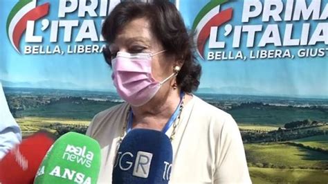 Sindaco di roma, chi sono enrico michetti e simonetta matone. «Prima l'Italia»: la manifestazione della Lega. Sul palco ...