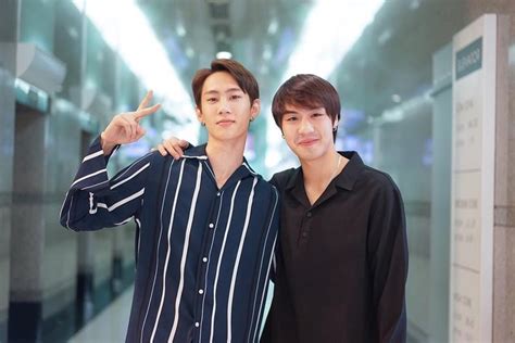ไวท์ ณวัชร์ หัวร้อน จ่อเอาผิด คนร้ายปาดหน้ารถ ปะทะเดือด. ไวท์ ให้กำลังใจ กัปตัน หลังเจอมรสุมข่าว คาดคงไม่มี Love Sick 3