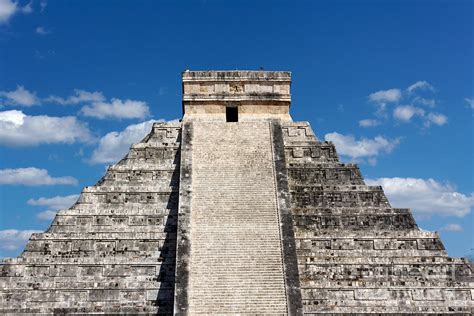 Mayan Temple Pyramid At Chichen Itza Photograph By Jannis Werner Pixels