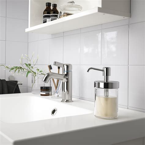 Ikea akční leták vydává několikrát do roka a současně jich platí několik. Servanttilbehør - IKEA