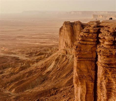 بالصور من أجمل المعالم الطبيعية في السعودية مطل حافة العالم Cnn Arabic