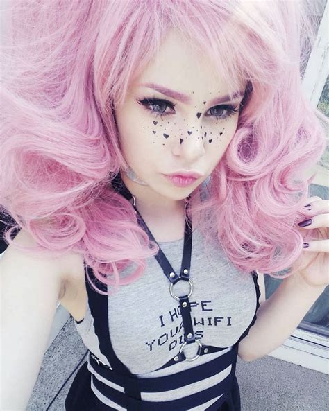 Pink Hair And Heart Freckles A Nice Idea For A Photo Pastel Goth Hair Goth Hair Pastel