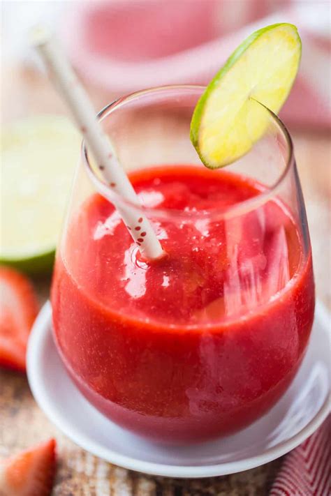 Strawberry Daiquiri Made Fresh From Just 4 Ingredients Baking A Moment
