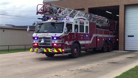 New San Antonio Fire Department Ladder 29 Responding To A Medical Q