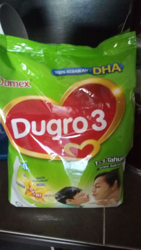 Pada masa inilah mama dapat memperkenalkan susu formula pada anak sebagai pengganti asi. Dumex Dugroo 3 (1-3 Years) reviews