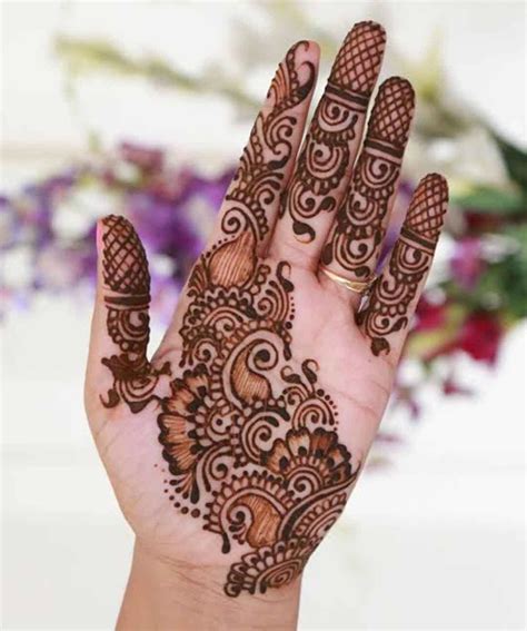 Pin by shenaz on Mehndi Designs | Unique mehndi designs, Mehndi designs, Wedding mehndi designs