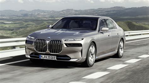 The 10 Coolest Features Of The 2023 Bmw 7 Series