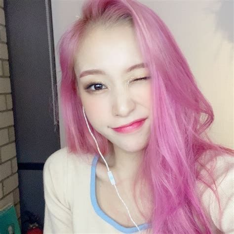 Dreamcatcher Lee Gahyeon And Pink Hair Image On Favim Com
