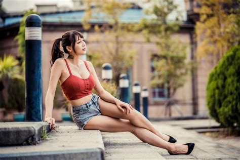 K Asian Bokeh Pose Sitting Legs Brown Haired Stairs Hd Wallpaper Rare Gallery