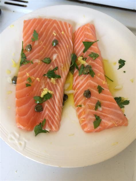 Maybe you would like to learn more about one of these? Salmone marinato al limone e capperi - Blog di minnie ...