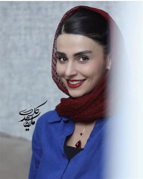عکس های بازیگر زن ایرانی که جنجال به پا کرد مینویسم