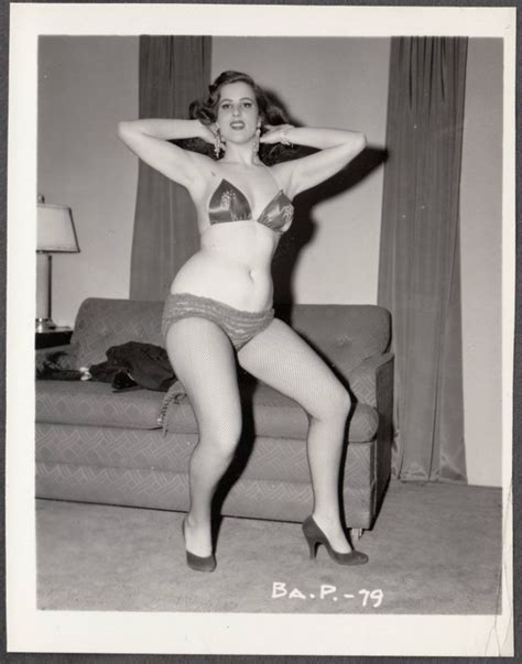 Collectible Risqué Photos X ORIGINAL PHOTO FROM IRVING KLAW ARCHIVES OF MODEL BARBARA
