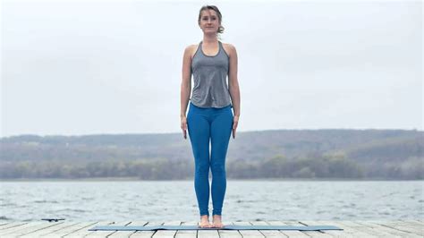 Standing Mountain Pose What Is It And How To Do It Yogigo