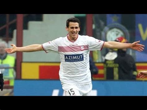 Kevin lasagna is 28 years old (10/08/1992) and he is 181cm tall. Kevin Lasagna Welcome To Milan *Best Goals & Skills* - YouTube