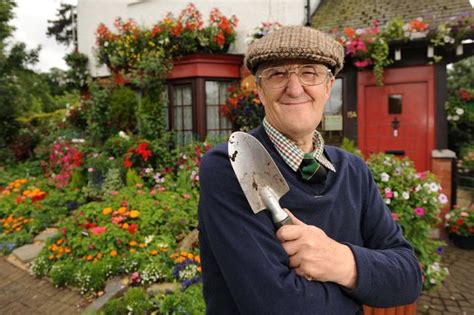 Loughborough Pensioner Stops Garden Thieves Trying To Steal His Prize