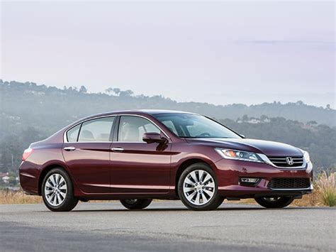 10 Best Used Cars Under $15,000 | Kelley Blue Book