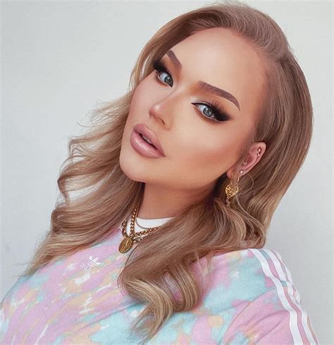 a round up of our favorite lgbtq beauty bloggers and vloggers metro style