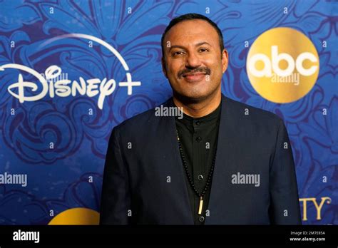 Rizwan Manji Poses At The Premiere Of The Abc Television Special