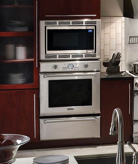 Microwaves are notoriously difficult to incorporate into kitchen designs. Microwave & Oven Combo Thermador - Appliance Repair ...