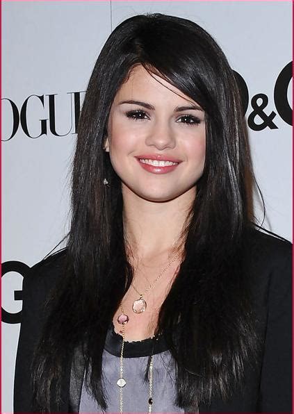 Selena Gomez Hairstyles 2011 Talented Hairstylist Selena Gomez