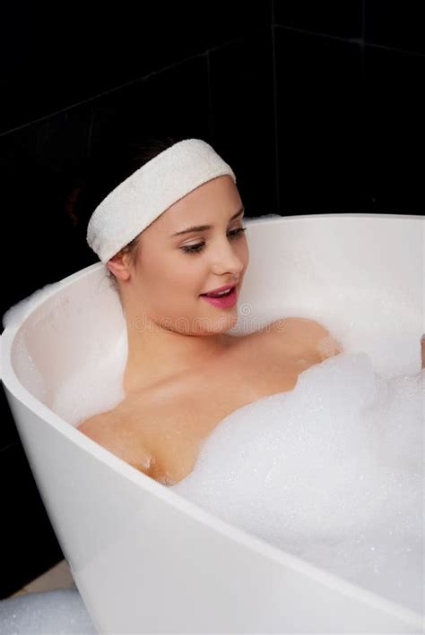 Bathing Woman Relaxing In Bath Stock Image Image Of Relax Relaxation 58879047