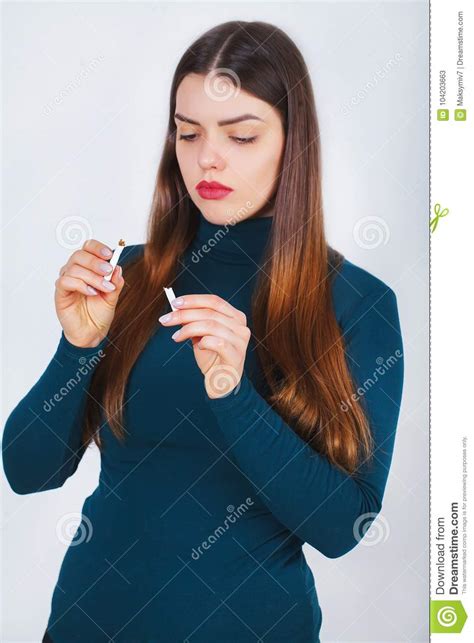 Beautiful Woman Holding Broken Cigarette Quitting Cigarettes Stock Image Image Of Beautiful