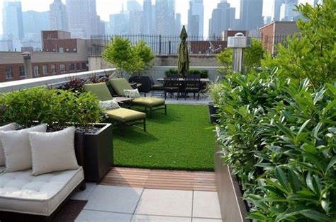 46 Inspiring And Amazing Garden Design Ideas At Balcony Of Apartment