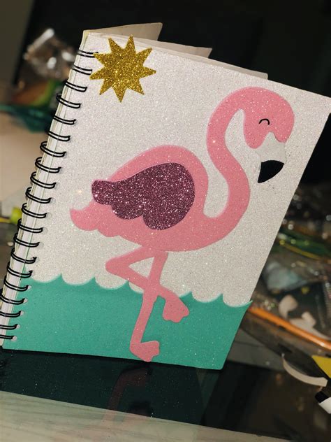 Colección de iamadn enmanuel • última actualización hace 5 dibujos para decorar cuadernos. ☀️Cuaderno de flamenco🌸 | Como decorar libretas, Cuadernos creativos, Libretas escolares