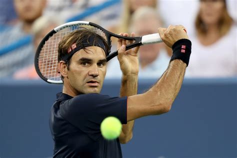 With Goffins Retirement Federer Into Eighth Cincinnati