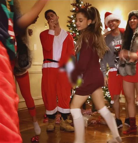 Instantfap So Began Ariana Grandes Christmas Gangbang
